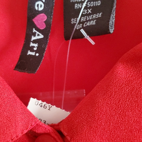 Love Ari red blouse - Picture 2 of 6
